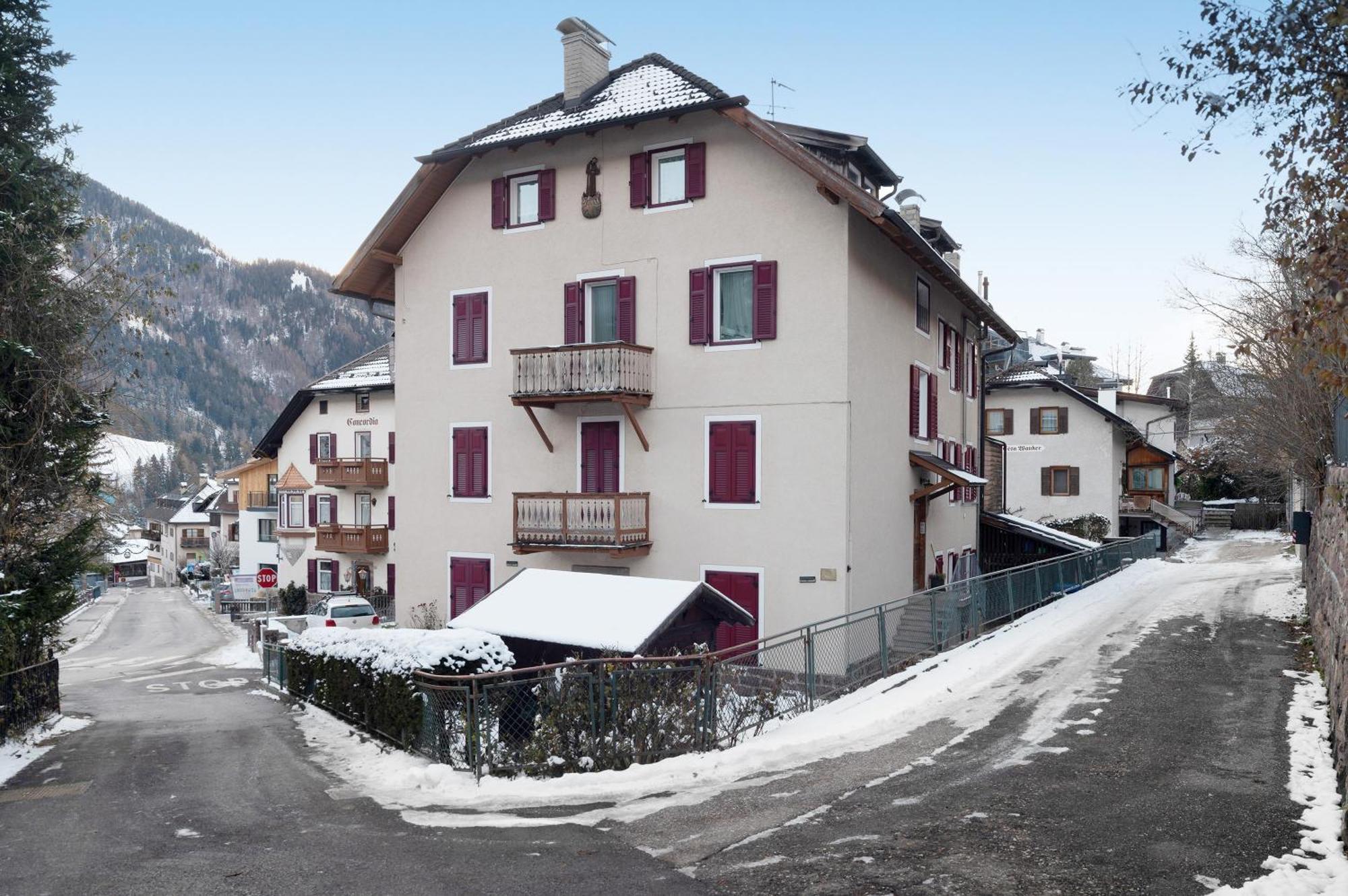 Appartamento Cesa Wanker Ortisei Exterior photo